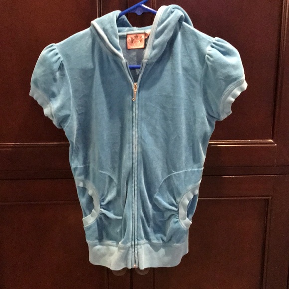 juicy couture shorts and hoodie
